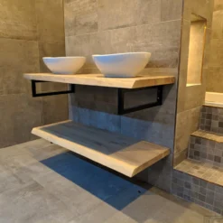 Badkamermeubel BWS Woodstone Twee Bovenbladen Met Boomstamkant 140 Cm (met Beugels En Waskommen) -Zalig Baden Verkoopwinkel badkamermeubel bws woodstone twee bovenbladen met boomstamkant 140 cm detail