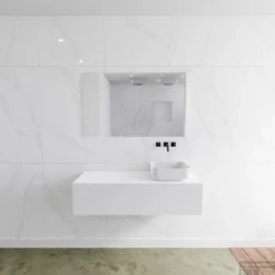 Badkamermeubelset Mondiaz LAGOM 120 Cm Met Topblad Rechtse Wastafel Solid Surface Opzetkom Binx Zonder Kraangaten Mat Wit (1 Lade)