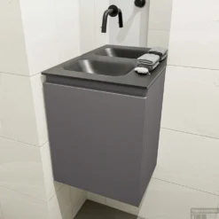 MONDIAZ OLAN 40cm Toiletmeubel Dark Grey. LEX Wastafel Urban Links Geen Kraangat -Zalig Baden Verkoopwinkel badkamermeubel olan dark grey model lex urban mid 0006