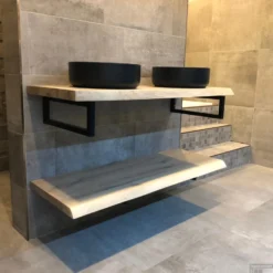 Badkamermeubel BWS Woodstone Twee Bovenbladen Met Boomstamkant 140 Cm (met Beugels En Waskommen) -Zalig Baden Verkoopwinkel badmeubelset bws woodstone 140 cm twee planken zwarte waskommen detail1 1