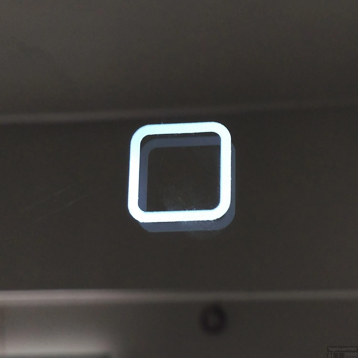 BWS Ambi Two LED Spiegel Dimbaar Condensvrij 140x60 Cm 2 BWS Ambi Two LED Spiegel Dimbaar Condensvrij 140x60 Cm - Afbeelding 2