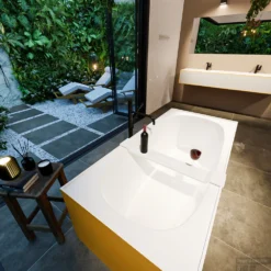 FREEZE Vrijstaand Bad 180x85cm Kleur Ocher / Talc -Zalig Baden Verkoopwinkel freeze 4 00014