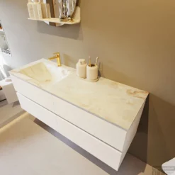 MONDIAZ VICA-DLUX 130cm Badmeubel Onderkast Talc 4 Lades. Inbouw Wastafel CLOUD Links 1 Kraangat, Kleur Frappe, En Spiegel Model SPOT 11 MONDIAZ VICA-DLUX 130cm Badmeubel Onderkast Talc 4 Lades. Inbouw Wastafel CLOUD Links 1 Kraangat, Kleur Frappe, En Spiegel Model SPOT -Zalig Baden Verkoopwinkel vica dluxe inbouw cloud frappe talc side1 0053 12507514522097