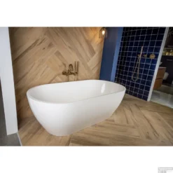 Vrijstaand Bad Luca Sanitair Vasca 160x80x54cm Mineral Stone Glans Wit 6 Vrijstaand Bad Luca Sanitair Vasca 160x80x54cm Mineral Stone Glans Wit -Zalig Baden Verkoopwinkel vrijstaand bad luca sanitair vasca 160x80x54cm mineral stone glans wit sfeer