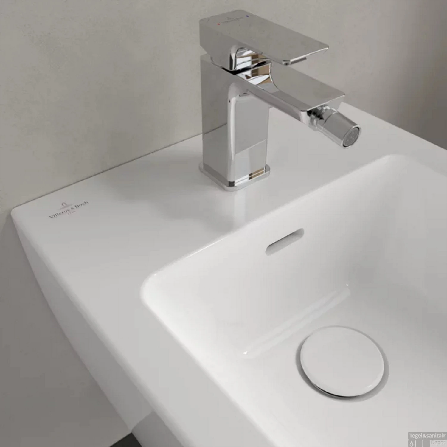 Wandbidet Villeroy & Boch Subway 3.0 CeramicPlus 56x37.5x27cm Wit Alpin 6 Wandbidet Villeroy & Boch Subway 3.0 CeramicPlus 56x37.5x27cm Wit Alpin - Afbeelding 6